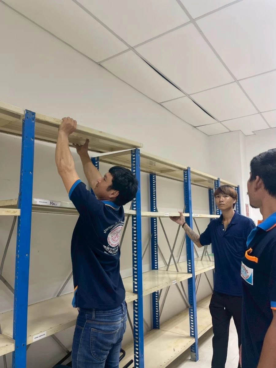 ผลงานการรื้อถอดขนย้ายเฟอร์นิเจอร์ ESSO 1